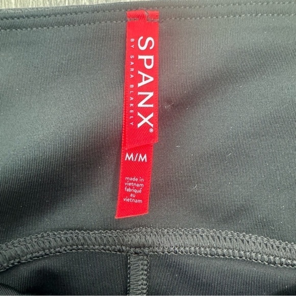 SPANX Women’s Faux Black Leather Leggings Tights in Shimmer Black SZ Medium - Picture 5 of 16